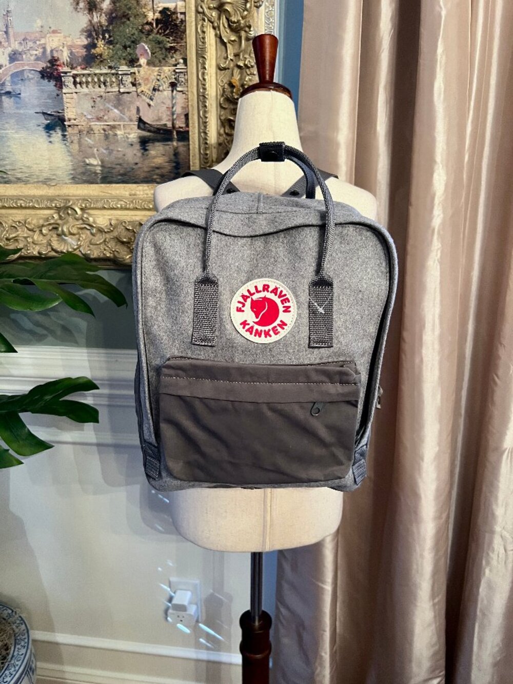 NWOT Fjallraven Kanken Re-Wool Everday Outdoor Backpack in Granite Gray